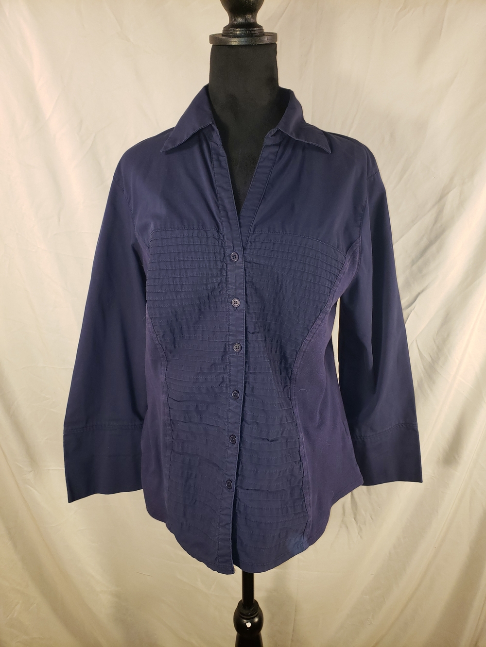 Cathy Classic Navy Button-Down Pintuck Shirt - XL